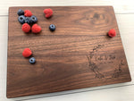 The Wreath - Personalized Cutting Board 3