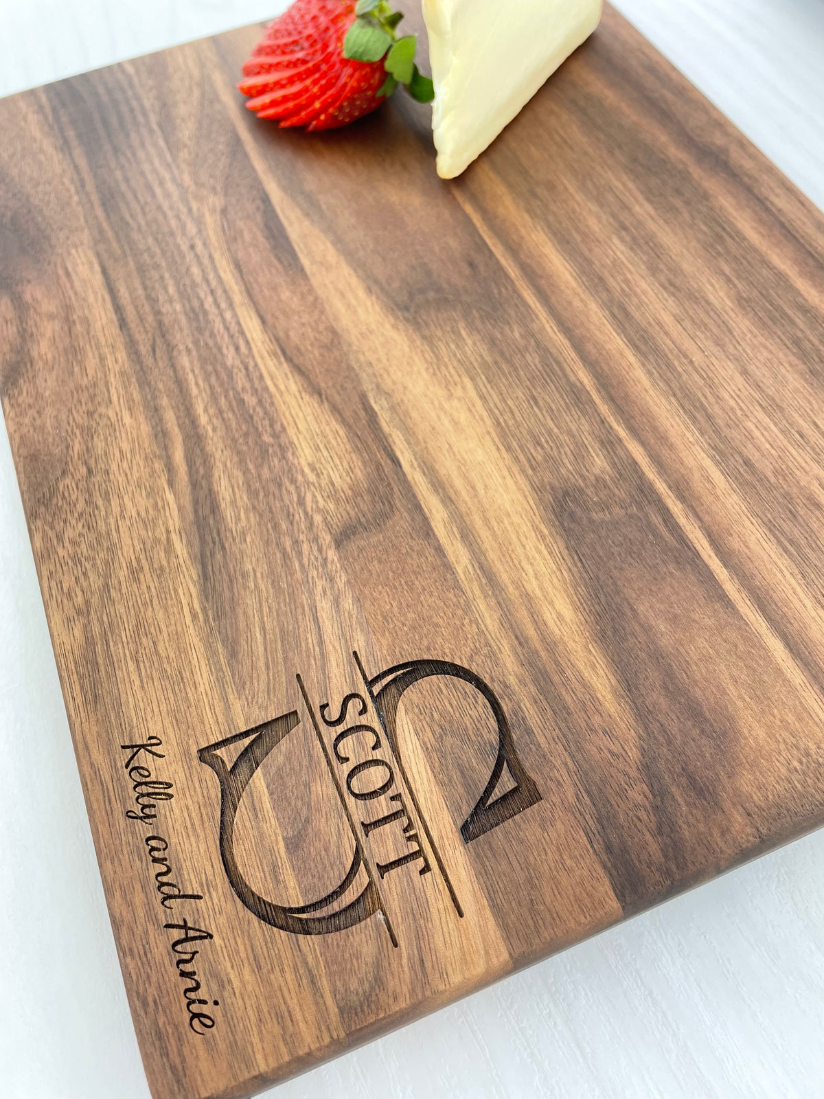 Birthday Gift - Personalized Cutting Board - 097