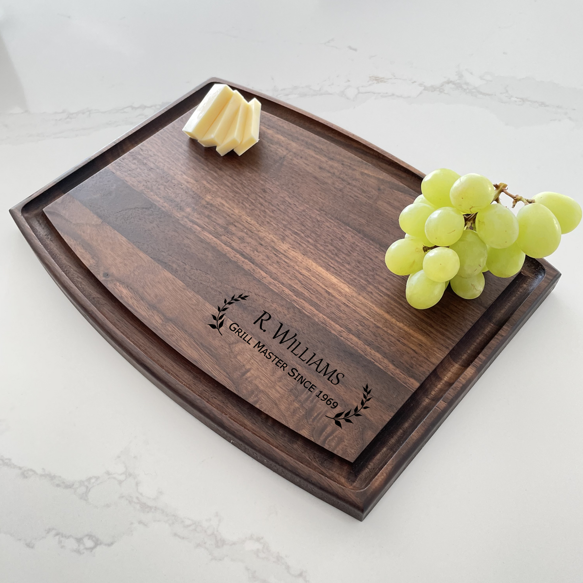 Leaf Design - Personalized Cutting Board - 016