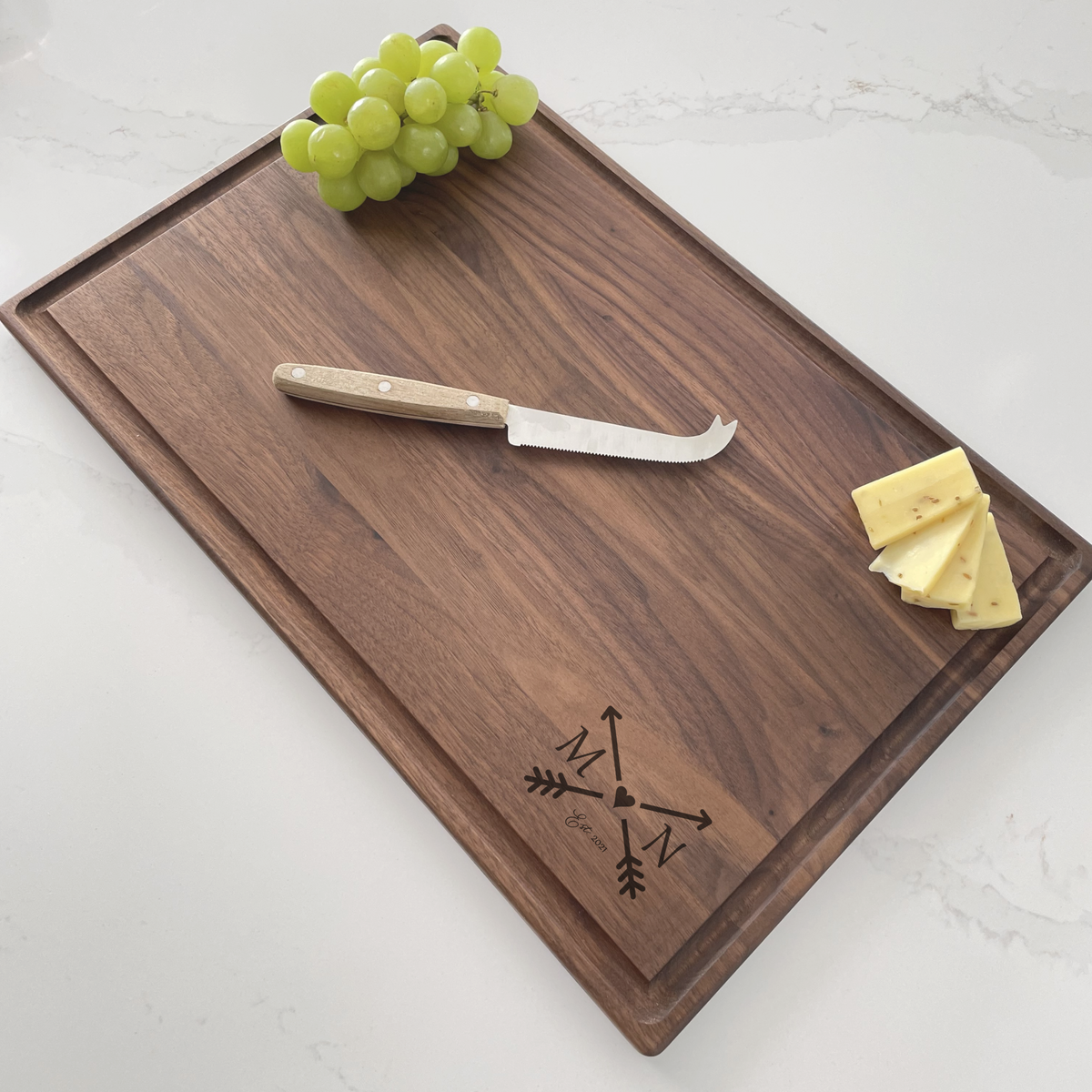 Cupids Arrow Couples in Love - Personalized Cutting Board - 028