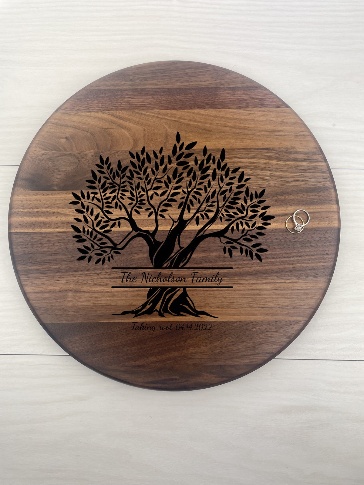 Family Tree - Personalized Circular Board - 072