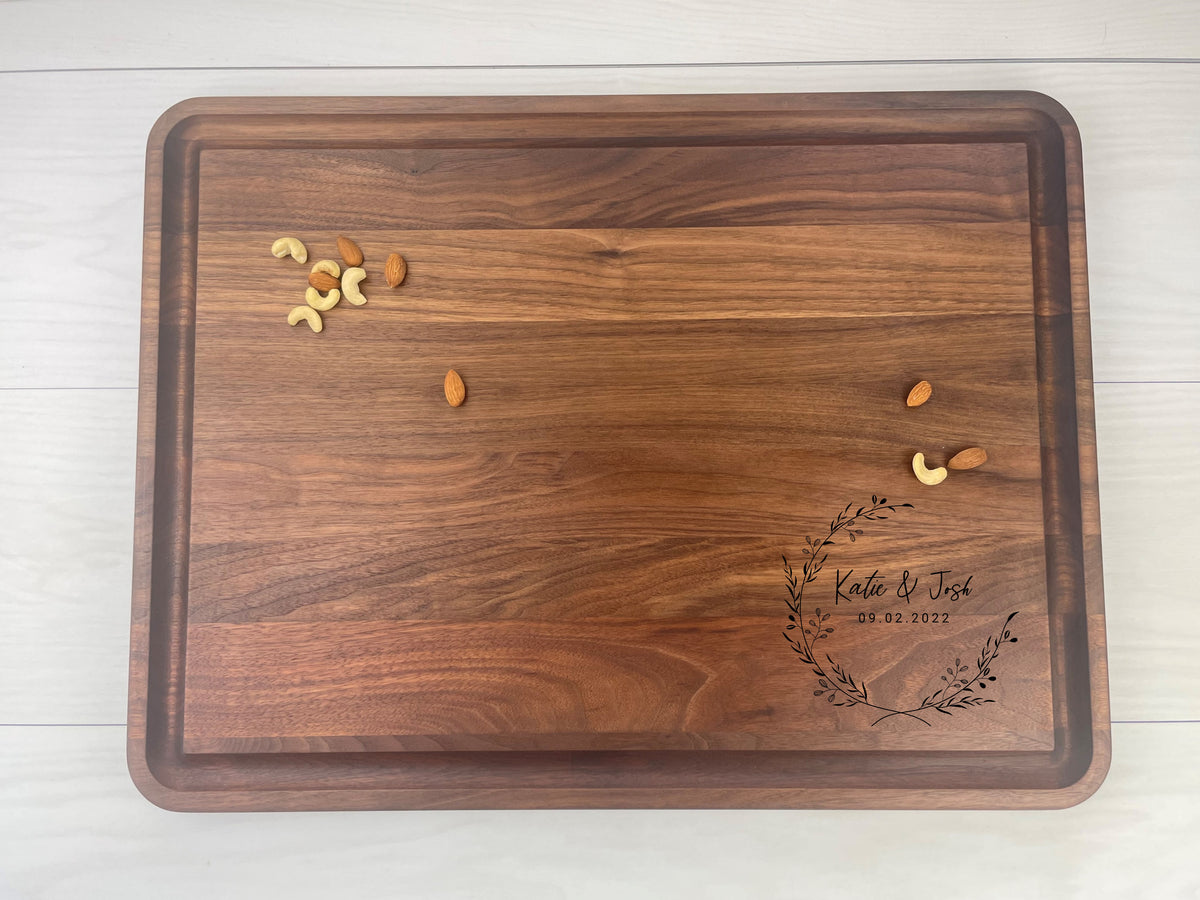 Dainty Floral Wreath - Personalized Butcher Block - 080