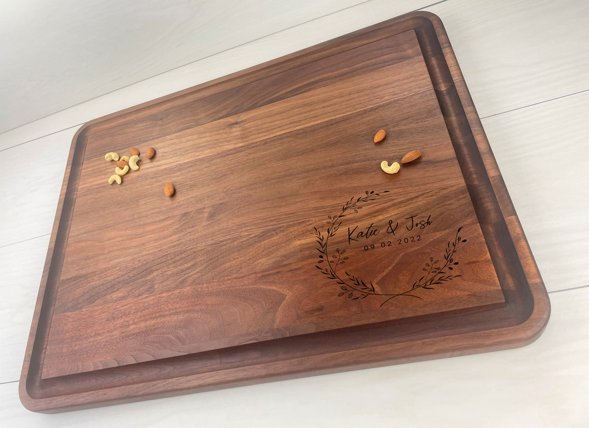 Dainty Floral Wreath - Personalized Butcher Block - 080