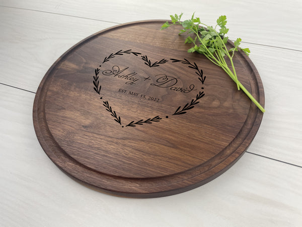Valentines Wreath - Personalized Circular Board - 190